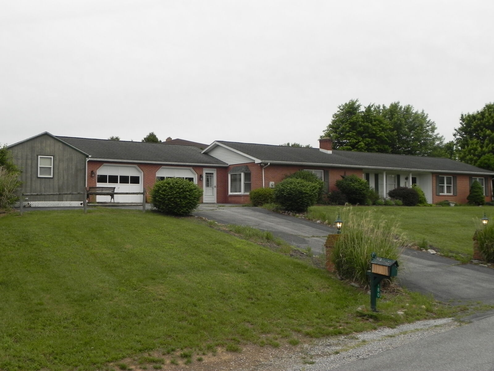REAL ESTATE & PERSONAL PROPERTY AUCTION / CHAMBERSBURG, PA – TUES. JULY 15 @ 2:00 PM