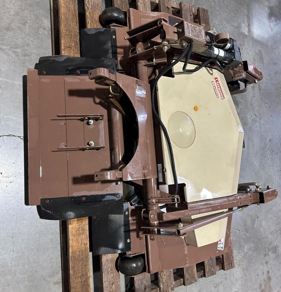 20251015_175405812_iOS