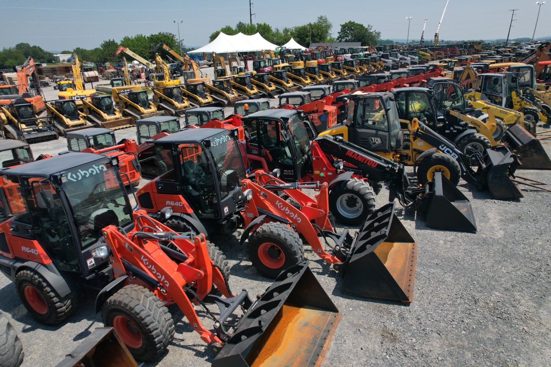 2 DAY FALL CHURCHTOWN FARMS MACHINERY CONSIGNMENT AUCTION - NEW HOLLAND, PA / FRI. OCTOBER 3 & SAT. OCTOBER 4 @ 8:00 AM