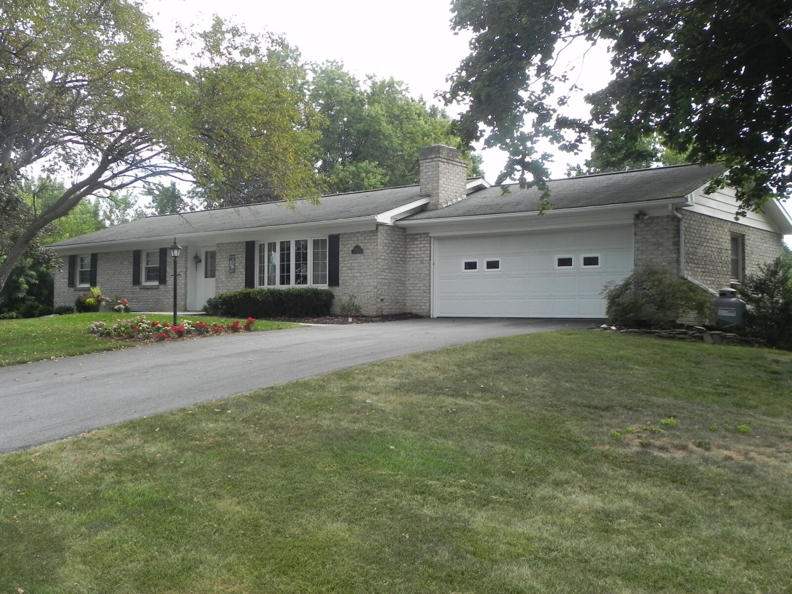 ABSOLUTE REAL ESTATE AUCTION / HAGERSTOWN, MD - TUE. OCT. 7, 2025