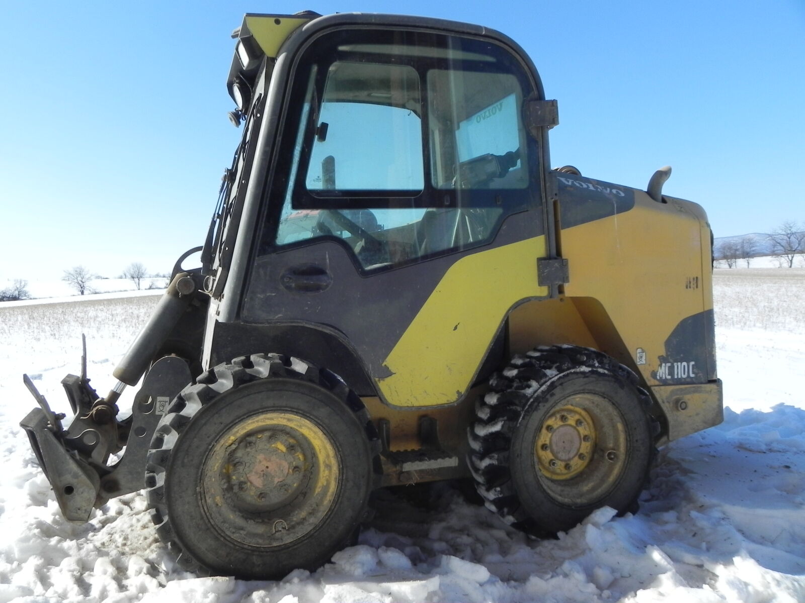 FARM MACHINERY, CONSTRUCTION EQUIPMENT, & MORE - NEWBURG, PA / SAT. MARCH 21, 2026