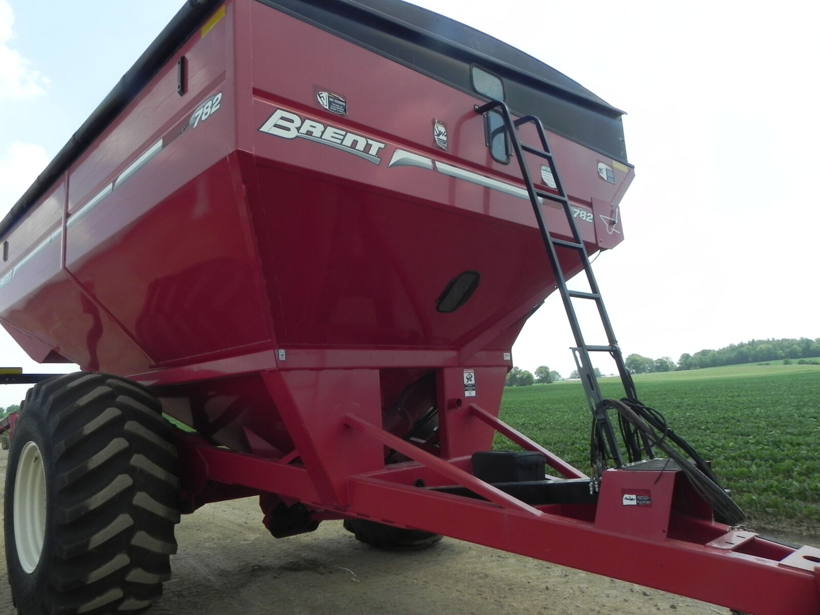 FARM MACHINERY & RELATED ITEMS – HAGERSTOWN, MD. / FRI. AUGUST 21, 2026 @ 9:00 AM